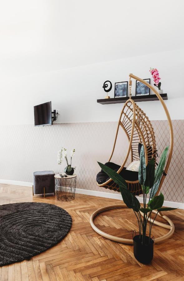 Clicktheflat Jasna Palace Of Culture Apart Rooms วอร์ซอ ภายนอก รูปภาพ