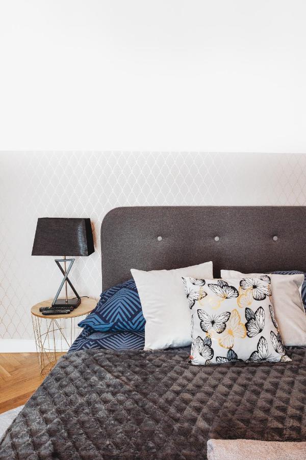 Clicktheflat Jasna Palace Of Culture Apart Rooms วอร์ซอ ภายนอก รูปภาพ